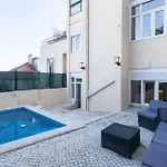 Flh Graca Charming Duplex With Small Pool 아파트 *