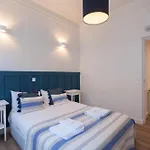 Flh Graca Charming Duplex With Small Pool 아파트 리스본
