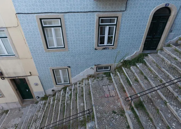 Flh Graca Charming Duplex With Small Pool Апартаменти