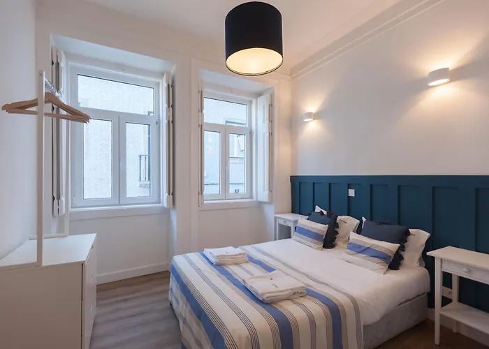 Flh Graca Charming Duplex With Small Pool Апартаменти