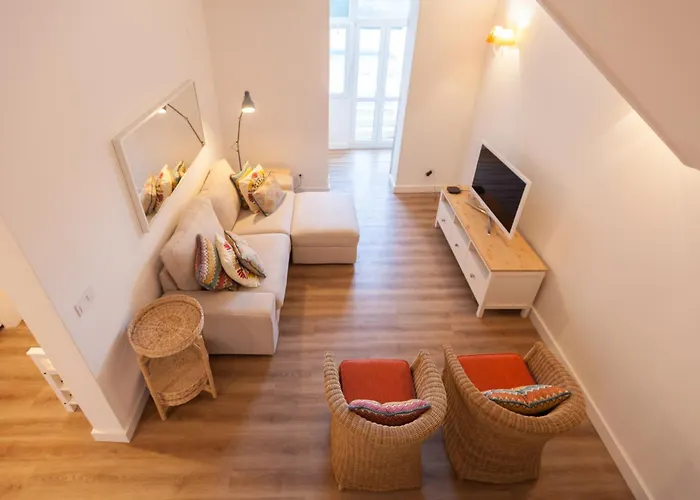 Flh Graca Charming Duplex With Small Pool Lisboa