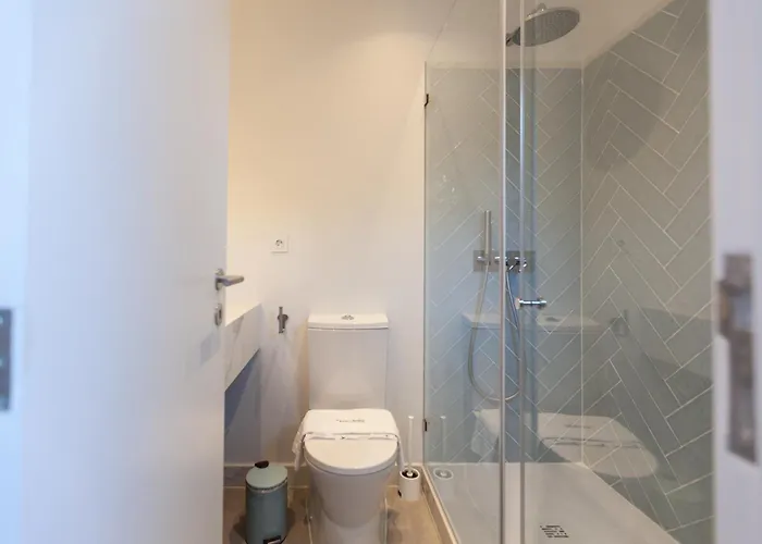 Flh Graca Charming Duplex With Small Pool Апартаменти Лісабон